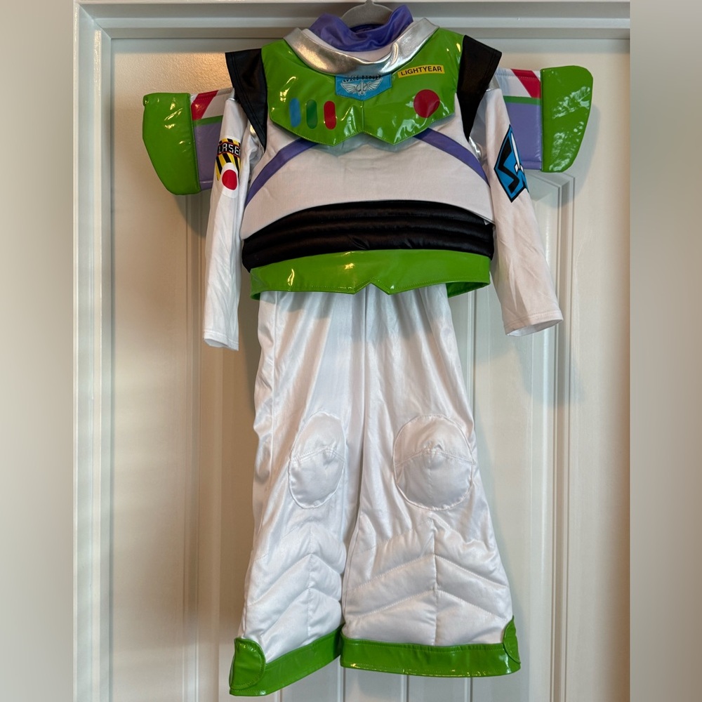 Buzz Lightyear Costume with Lights and Sound- Size 3